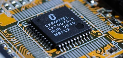 “缺芯荒”升級(jí)？芯片廠拼命加價(jià)，車企拼命搶芯